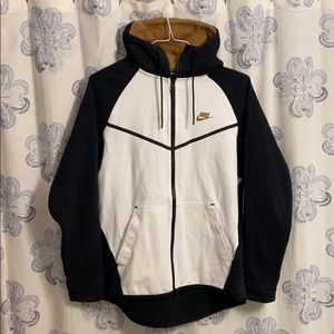 Nike sportswear fleece zipup hoodie sweater jacket